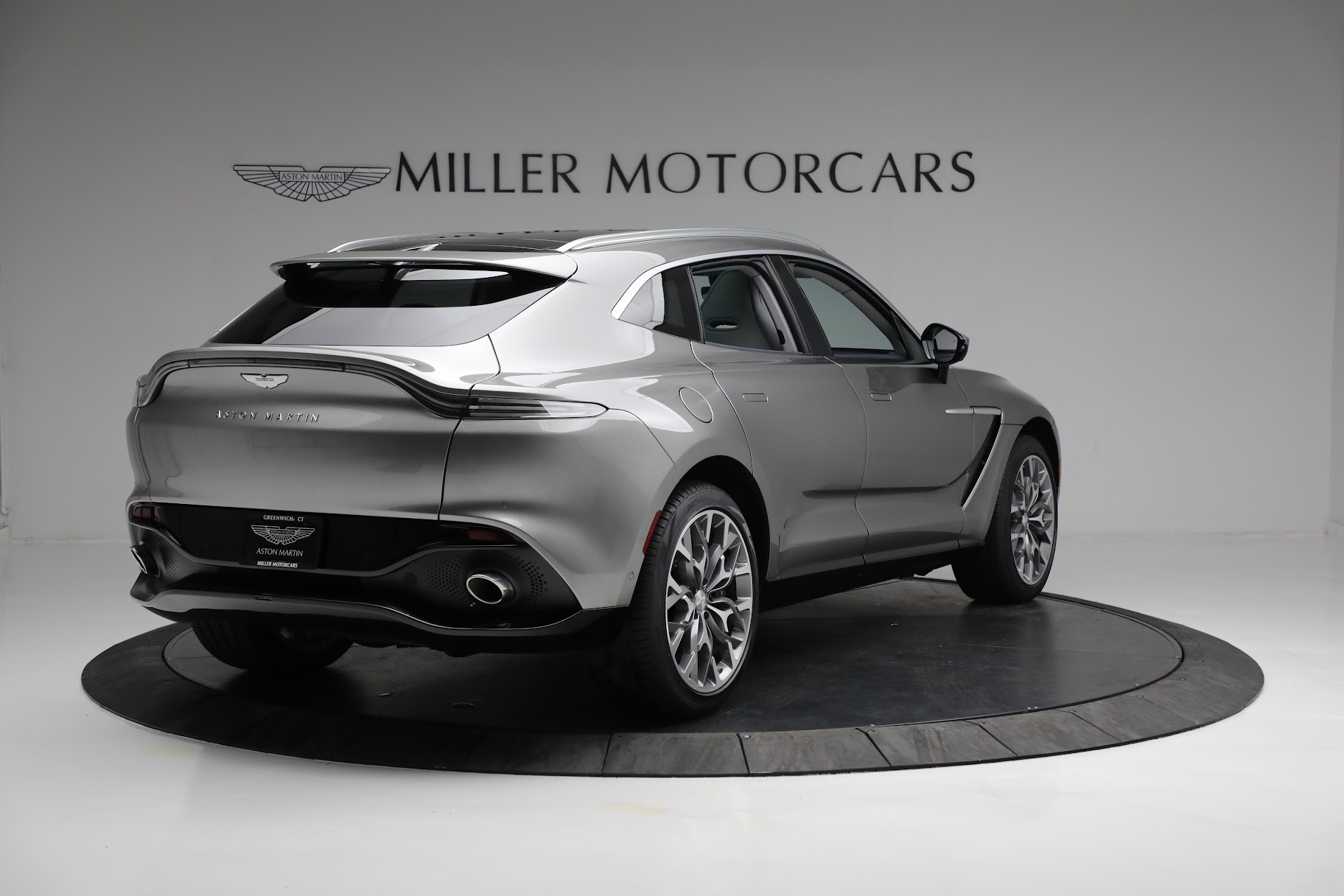 2021 ASTON MARTIN DBX, 20/20