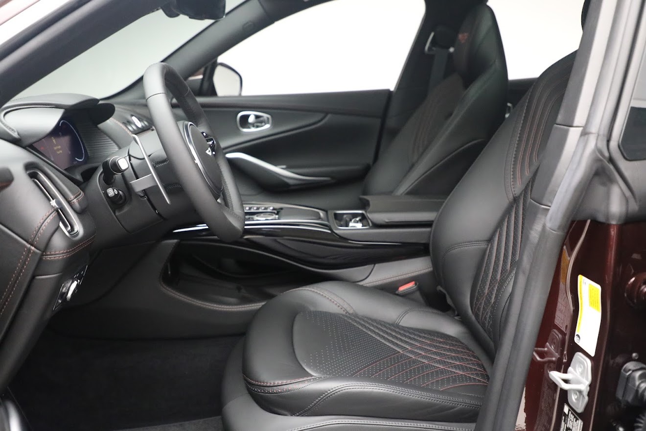 2021 ASTON MARTIN DBX, 2/18