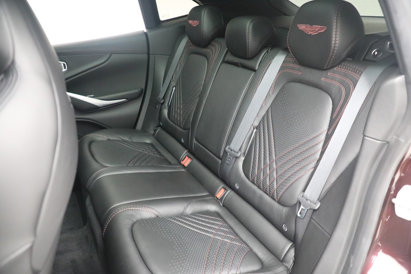 2021 ASTON MARTIN DBX, 5/18