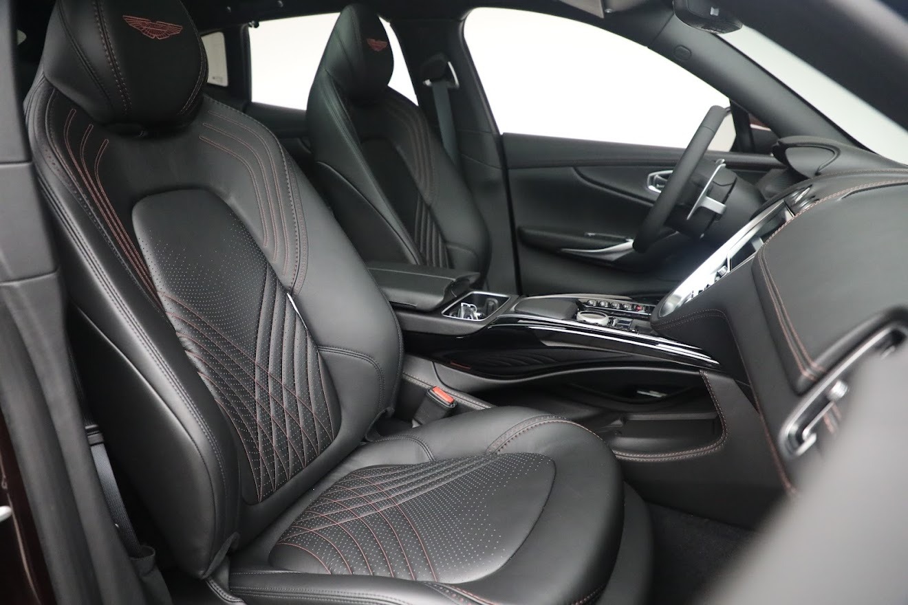 2021 ASTON MARTIN DBX, 8/18