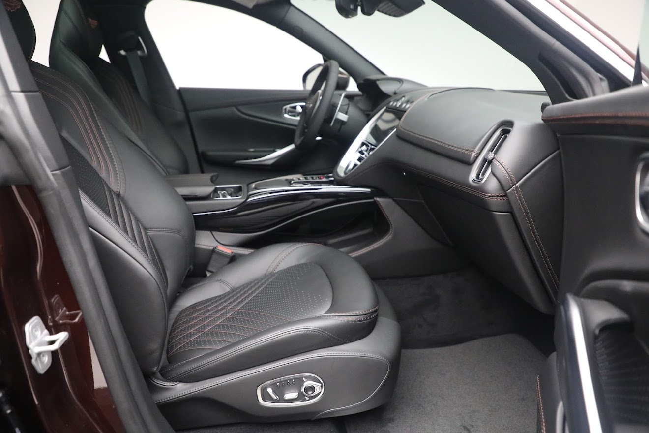 2021 ASTON MARTIN DBX, 9/18
