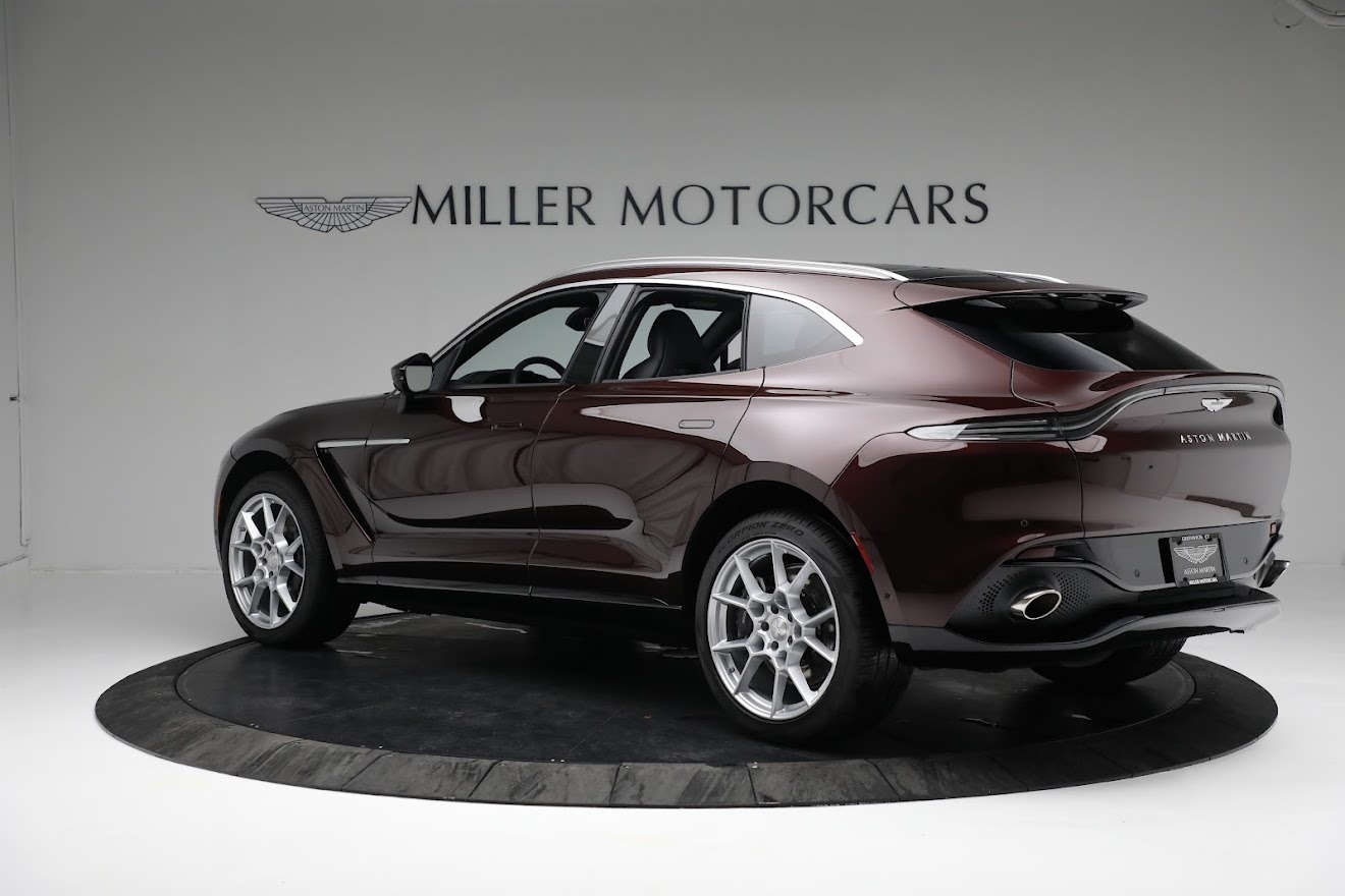 2021 ASTON MARTIN DBX, 16/18