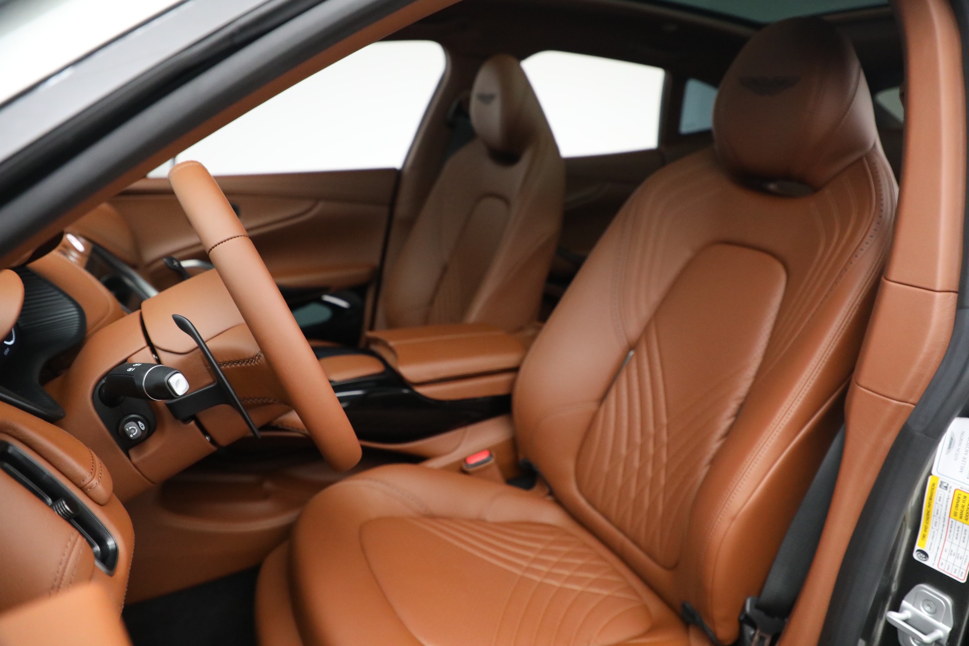 2021 ASTON MARTIN DBX, 8/20
