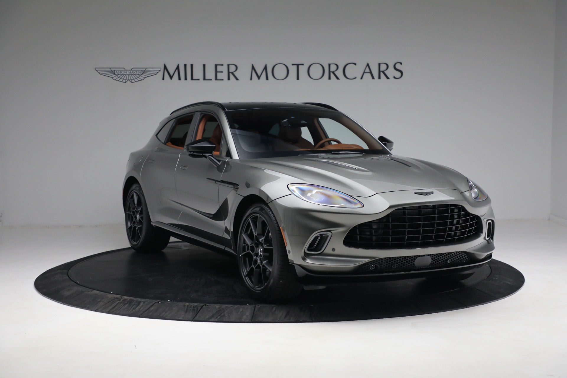 2021 ASTON MARTIN DBX, 13/20