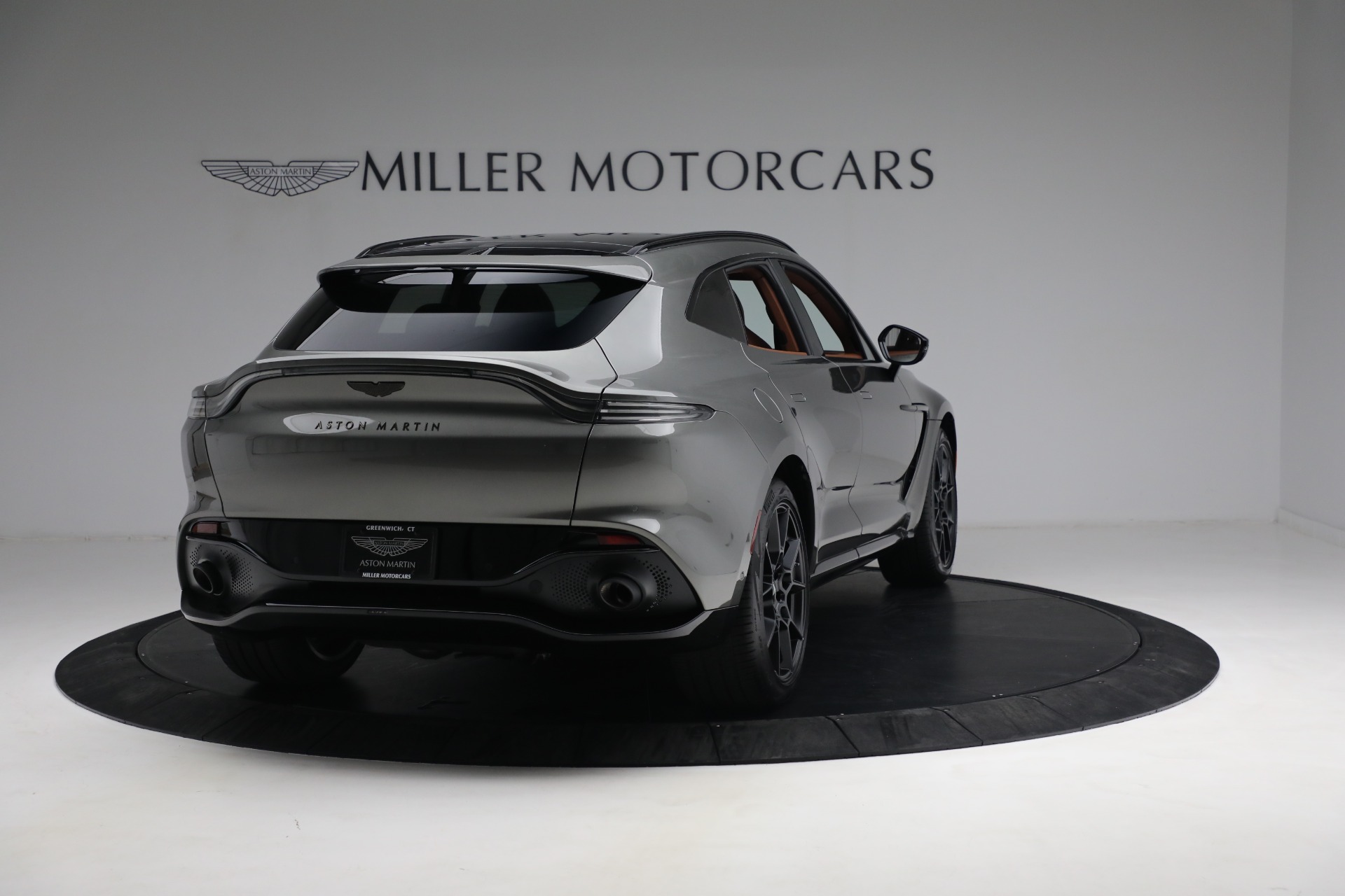 2021 ASTON MARTIN DBX, 16/20