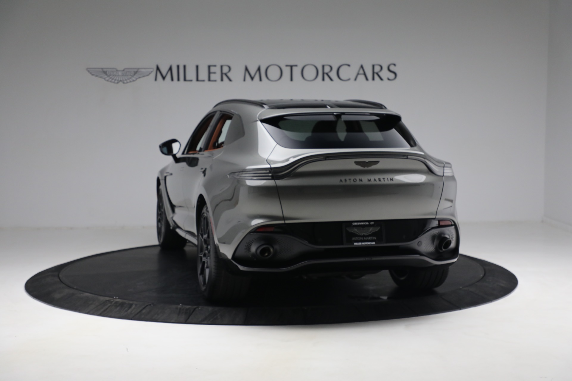 2021 ASTON MARTIN DBX, 17/20