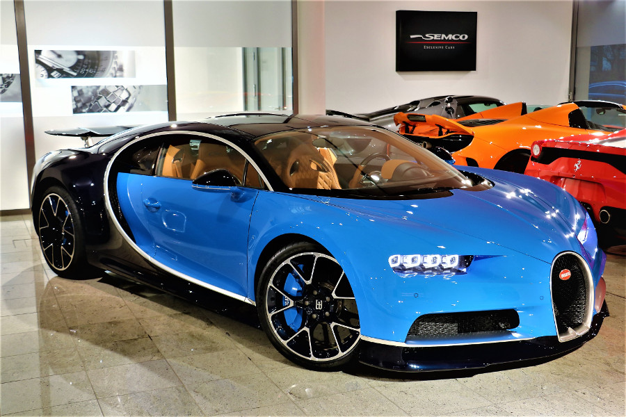 2017 BUGATTI CHIRON NEW ATLANTIC BLUE METALLIC, 3/13