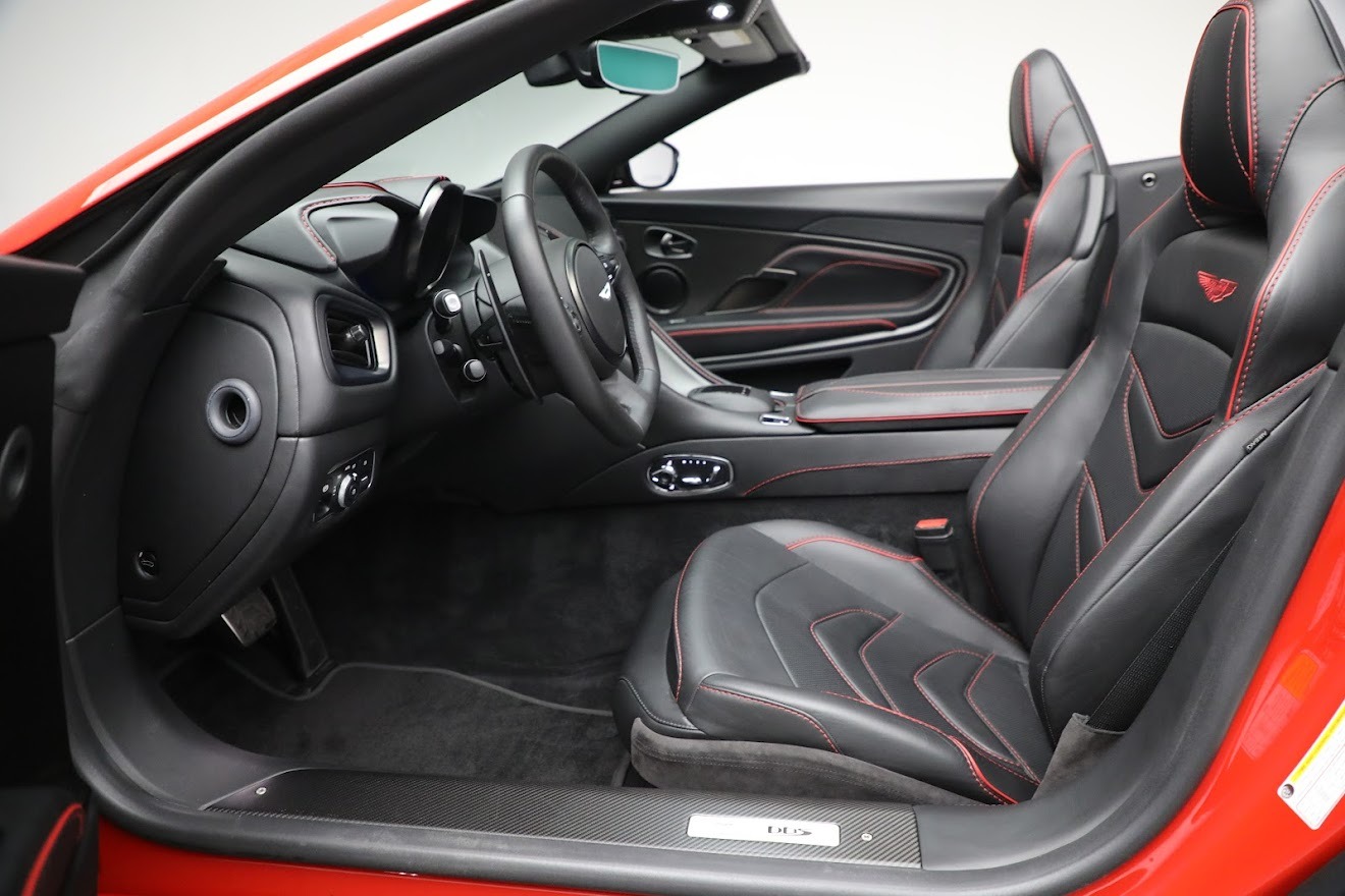 2020 ASTON MARTIN DBS VOLANTE, 3/20