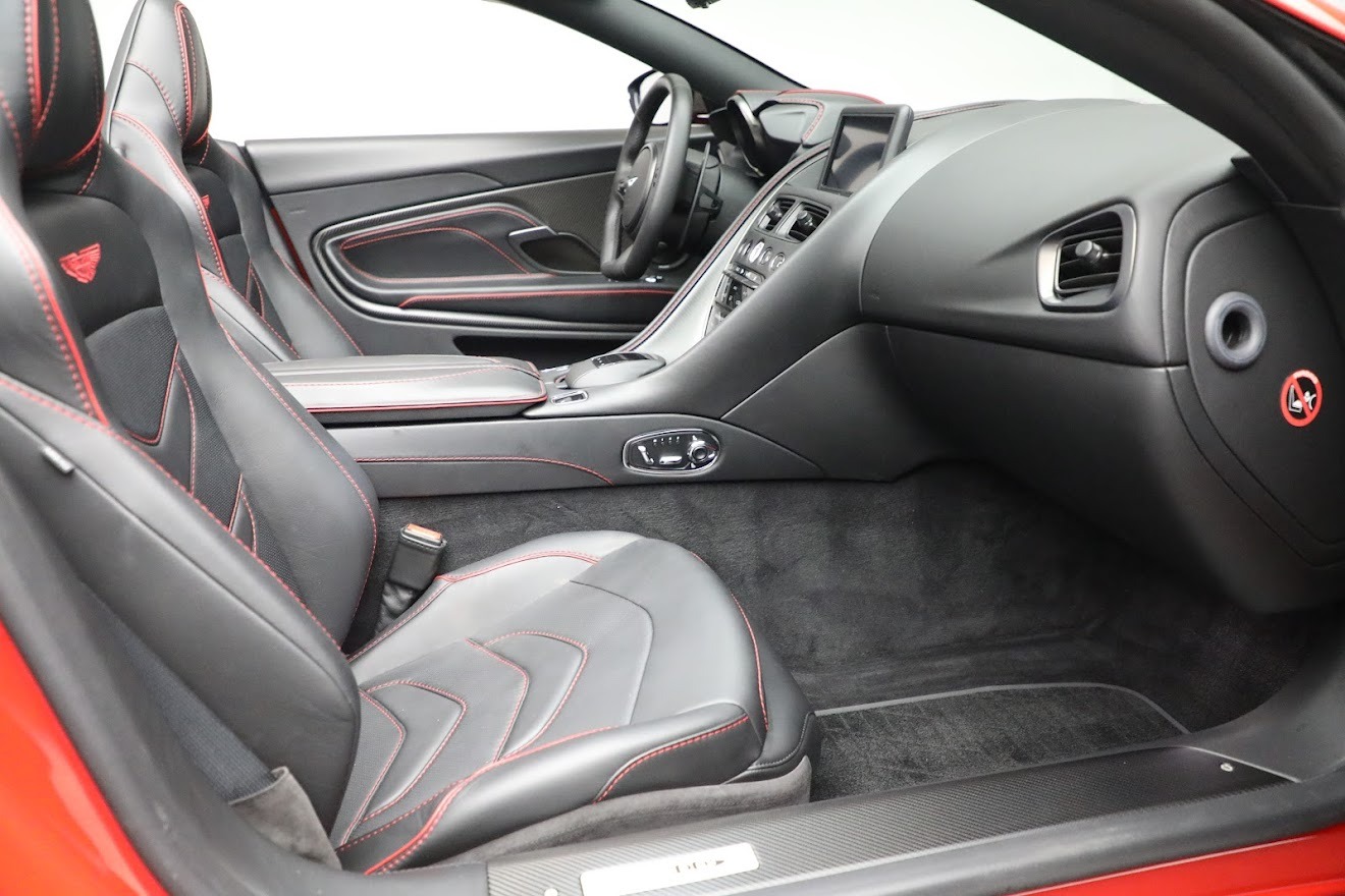2020 ASTON MARTIN DBS VOLANTE, 5/20