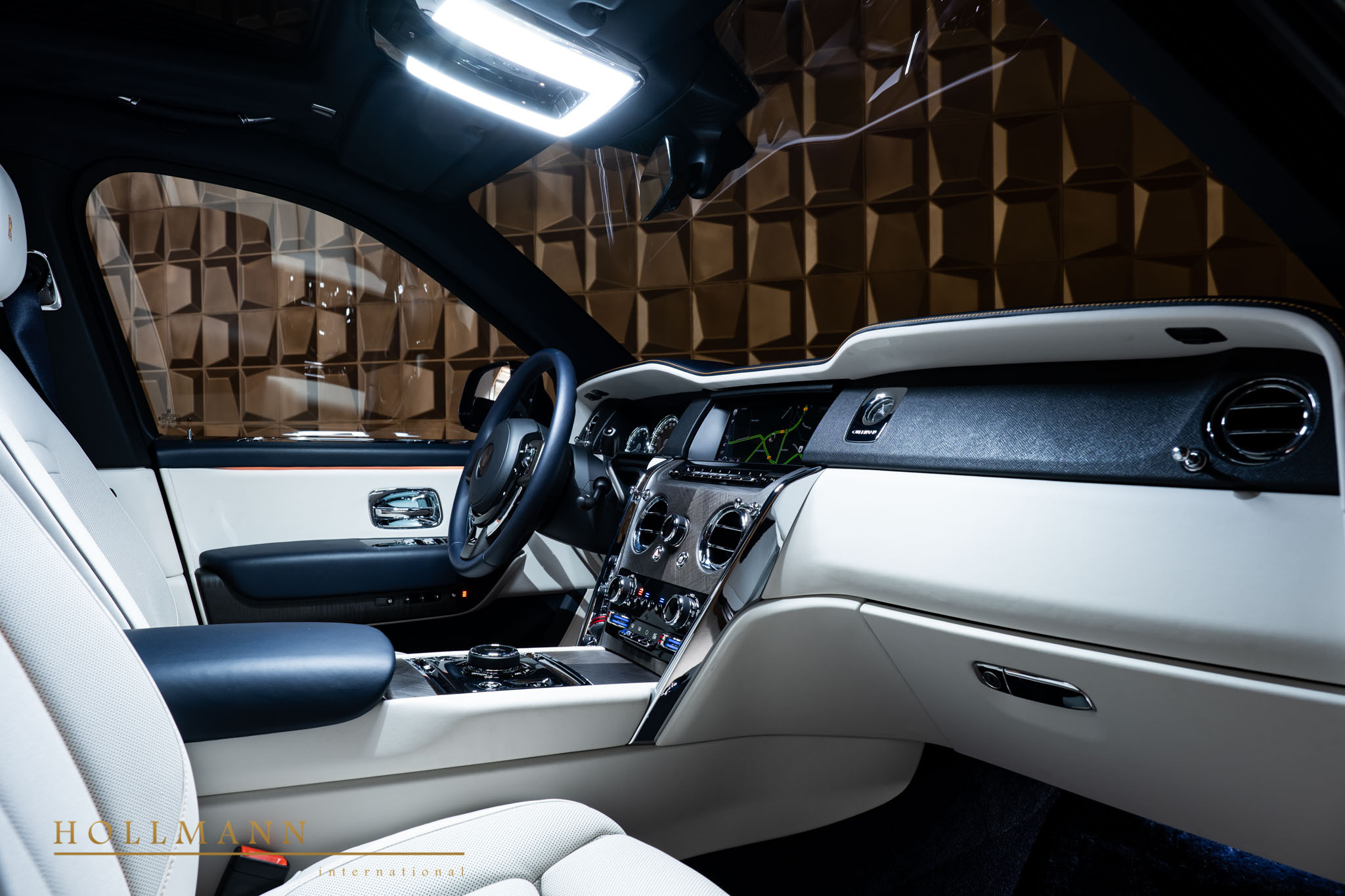 2022 ROLLS ROYCE CULLINAN, 11/20
