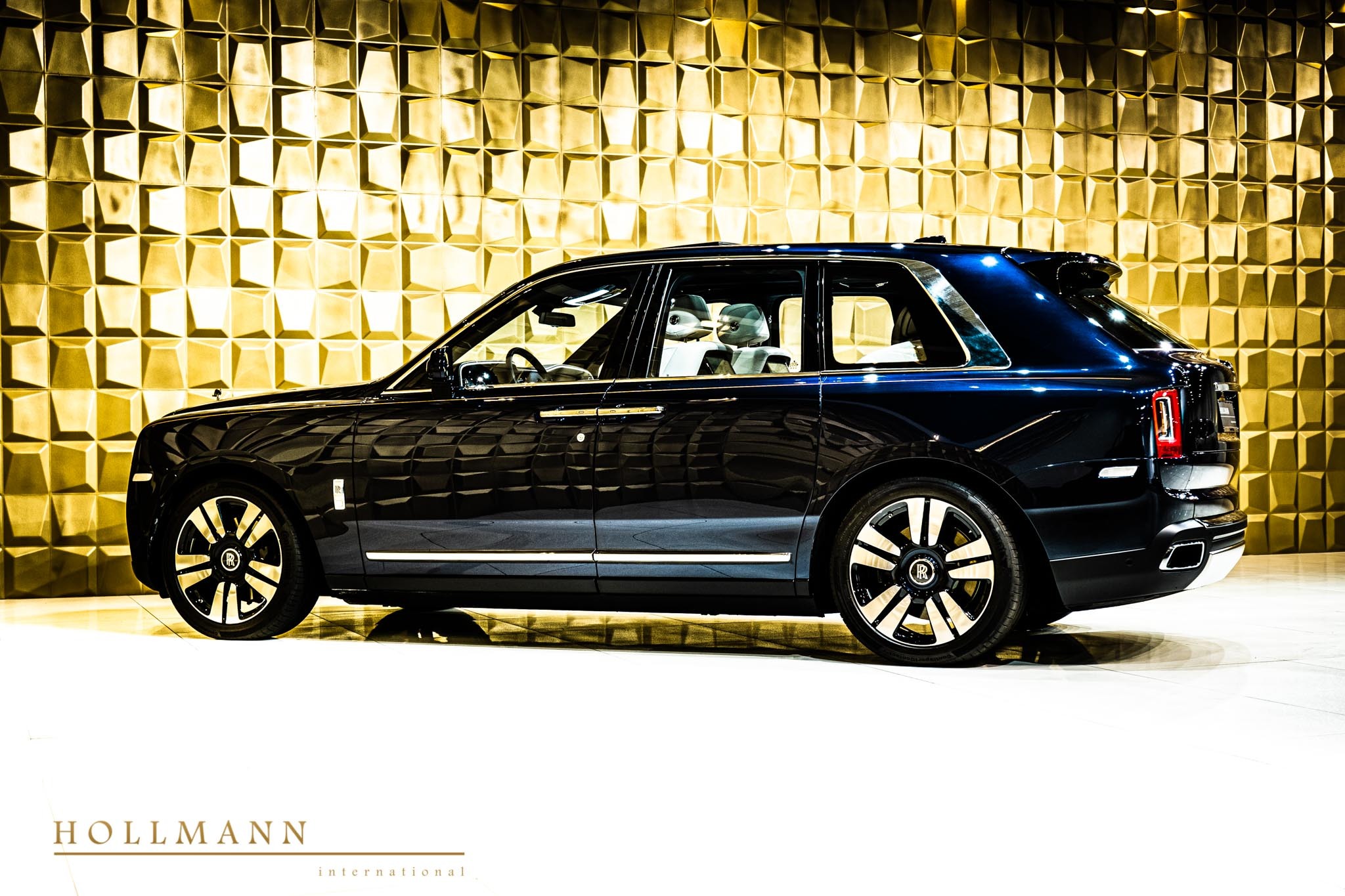 2022 ROLLS ROYCE CULLINAN, 18/20