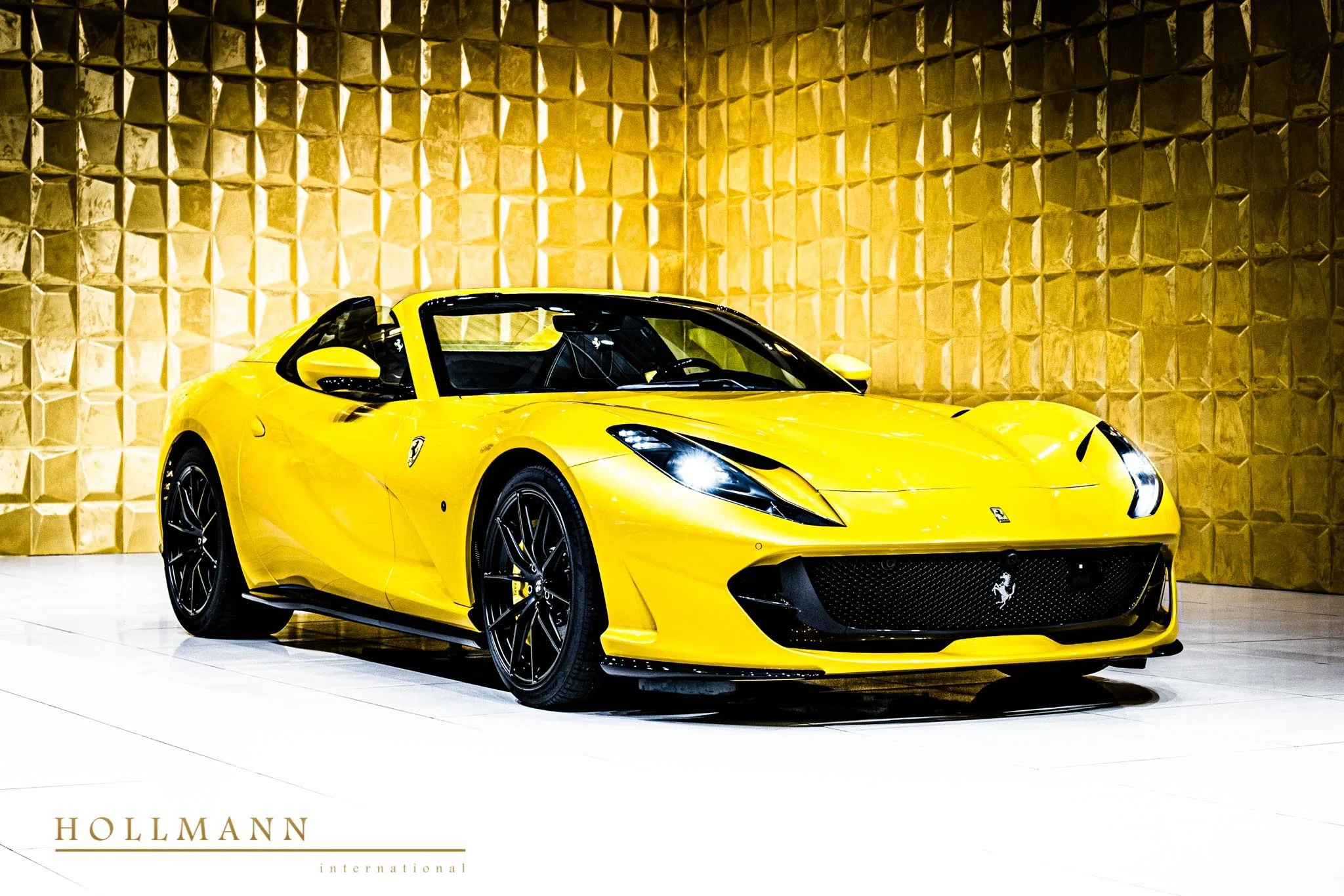 2022 Ferrari 812 GTS