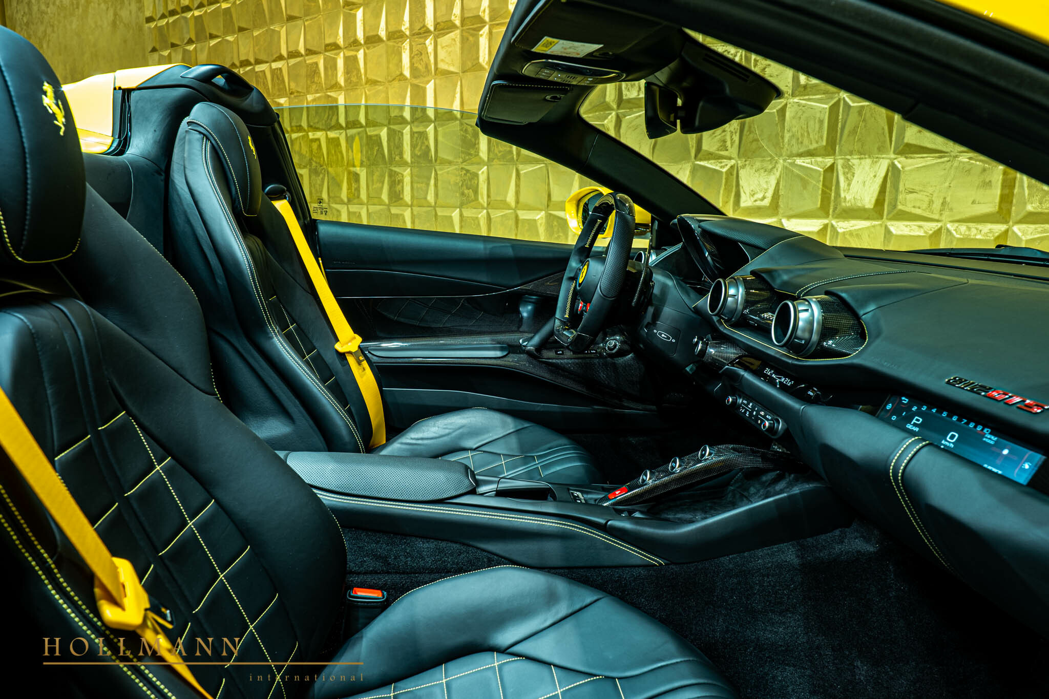 2022 Ferrari 812 GTS, 2/20