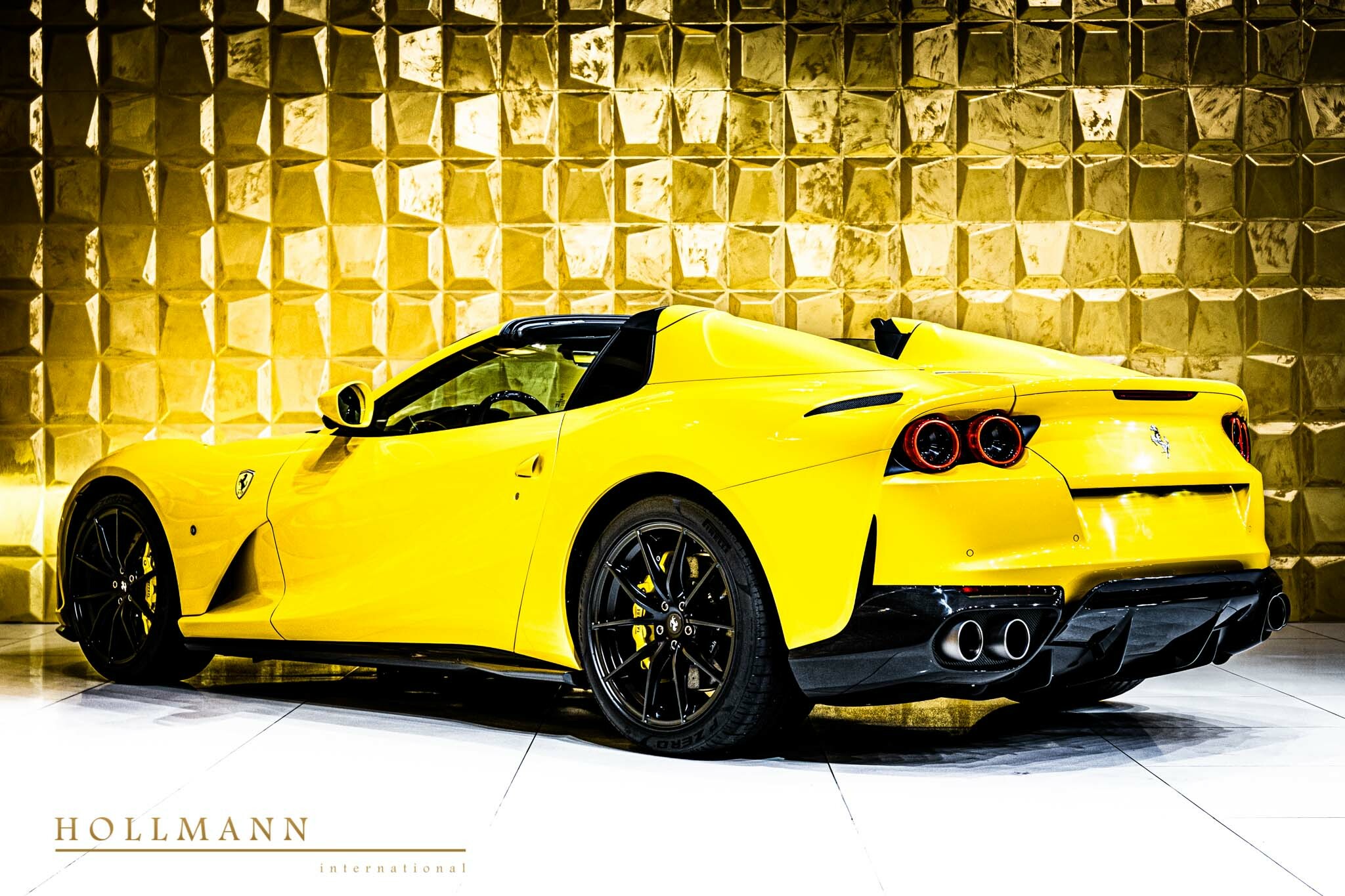 2022 Ferrari 812 GTS, 15/20