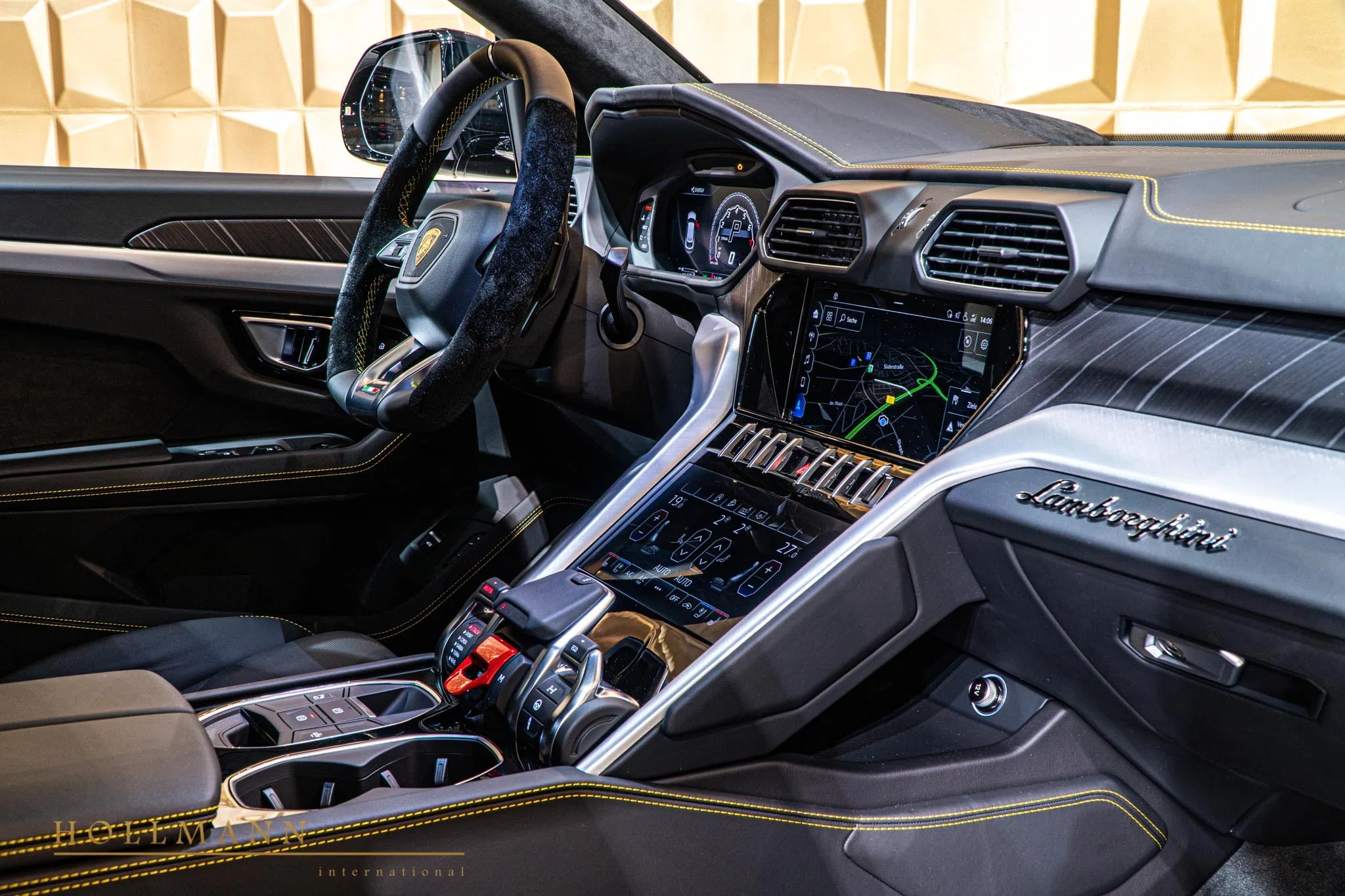 2022 Lamborghini Urus, 4/20