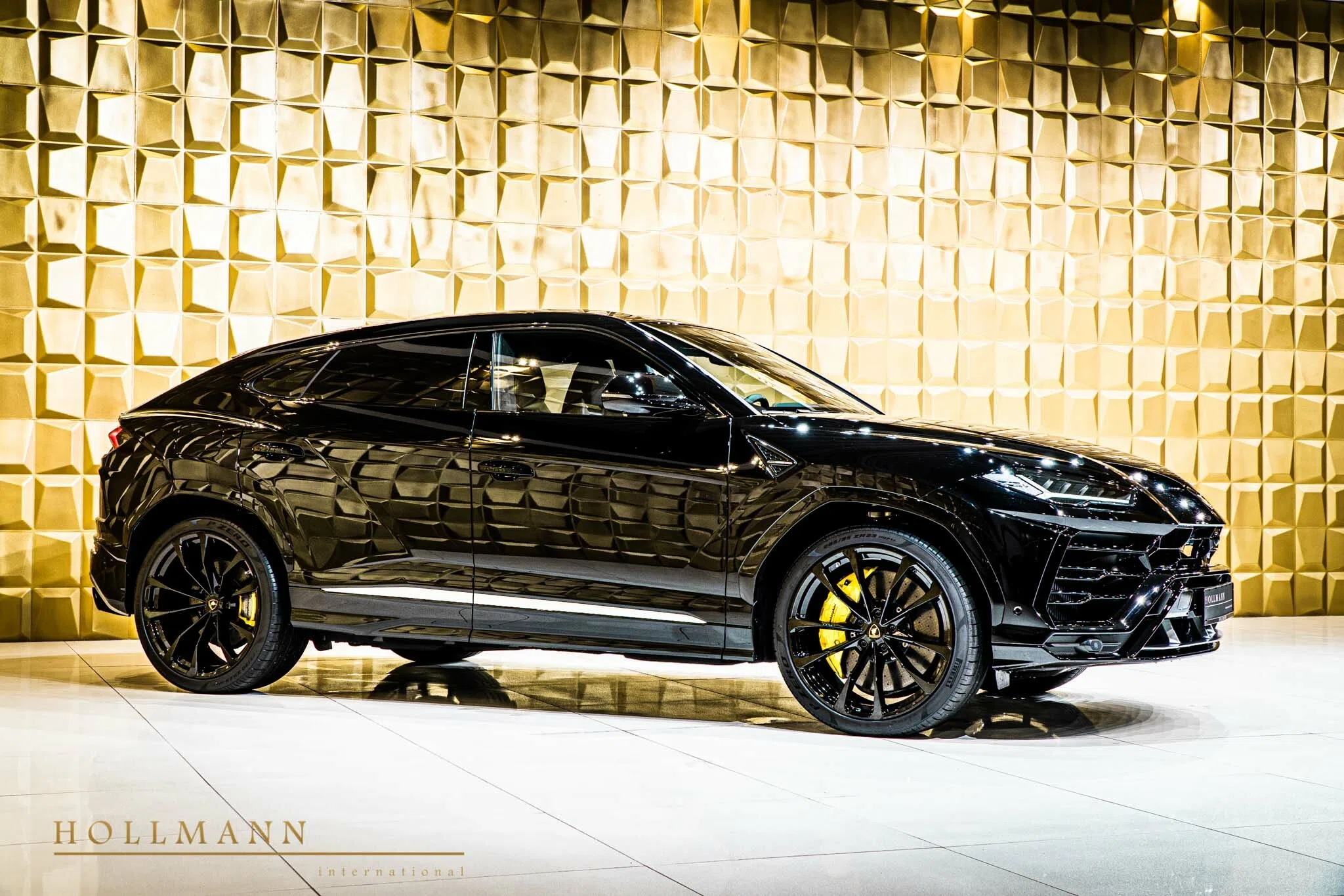 2022 Lamborghini Urus, 10/20