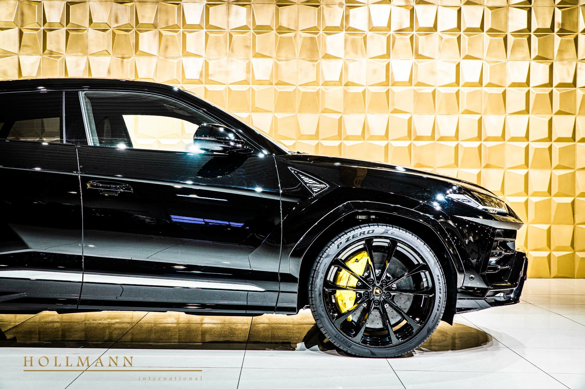 2022 Lamborghini Urus, 12/20
