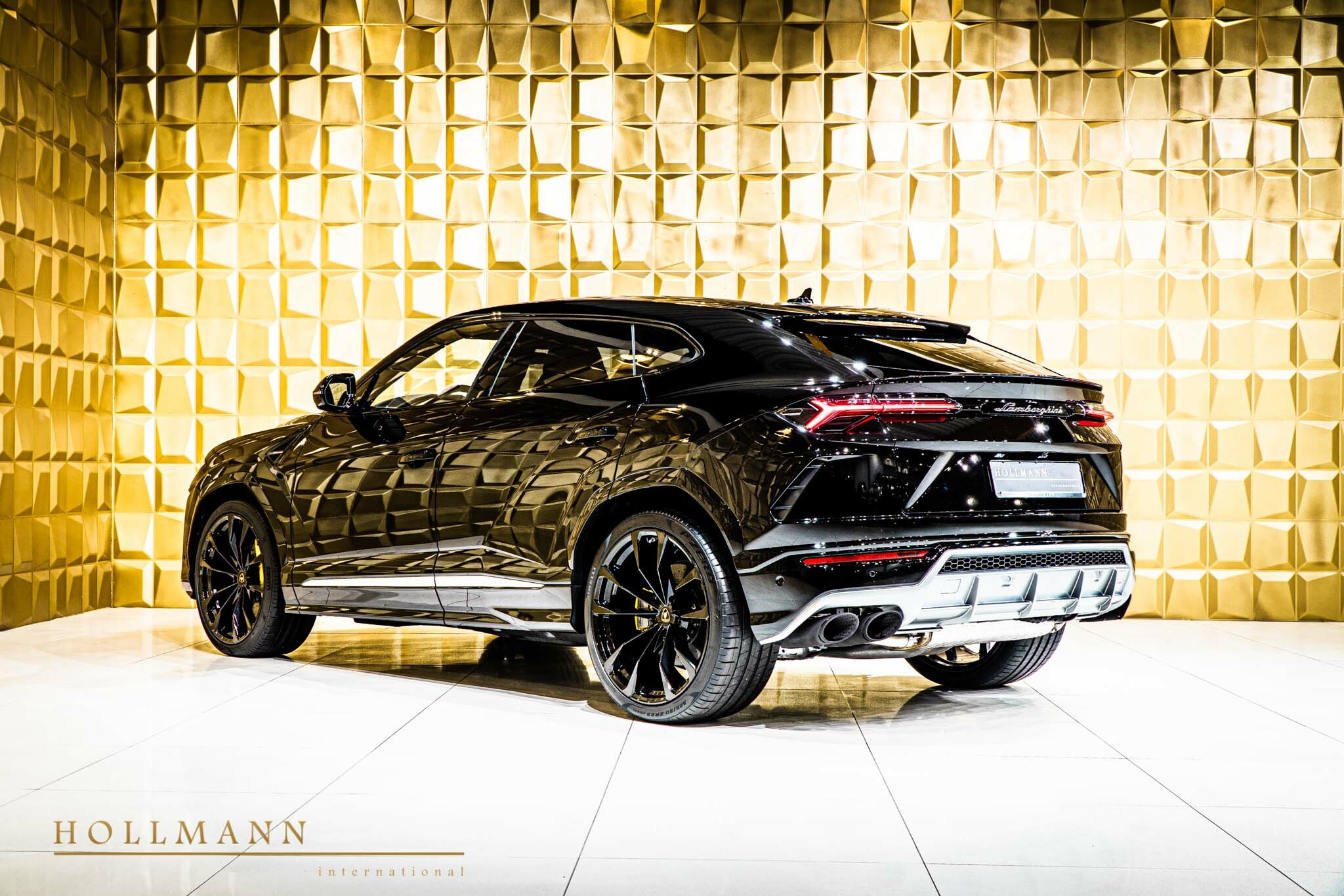 2022 Lamborghini Urus, 16/20