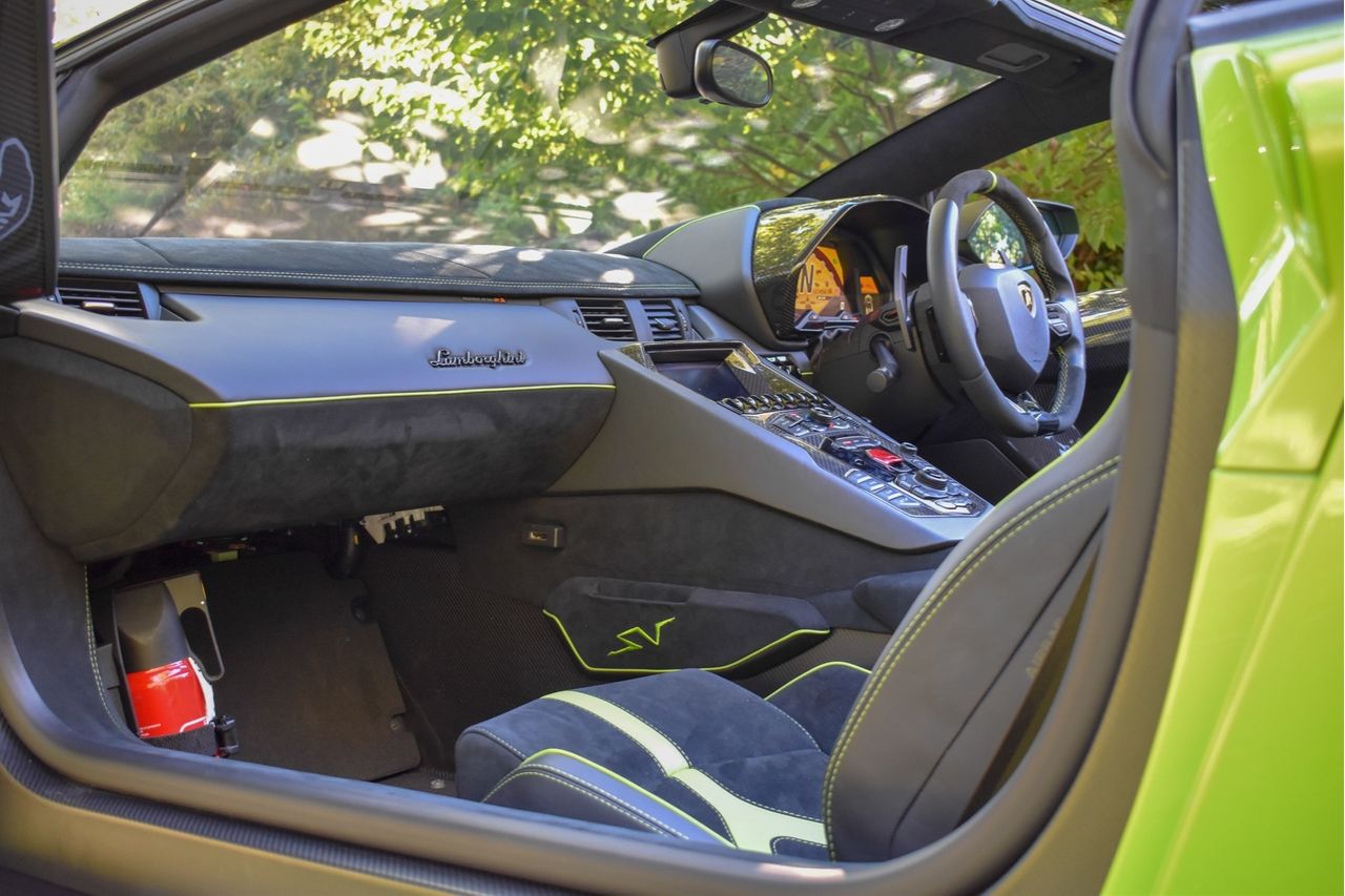 2016 Lamborghini Aventador SV Roadster, 14/20