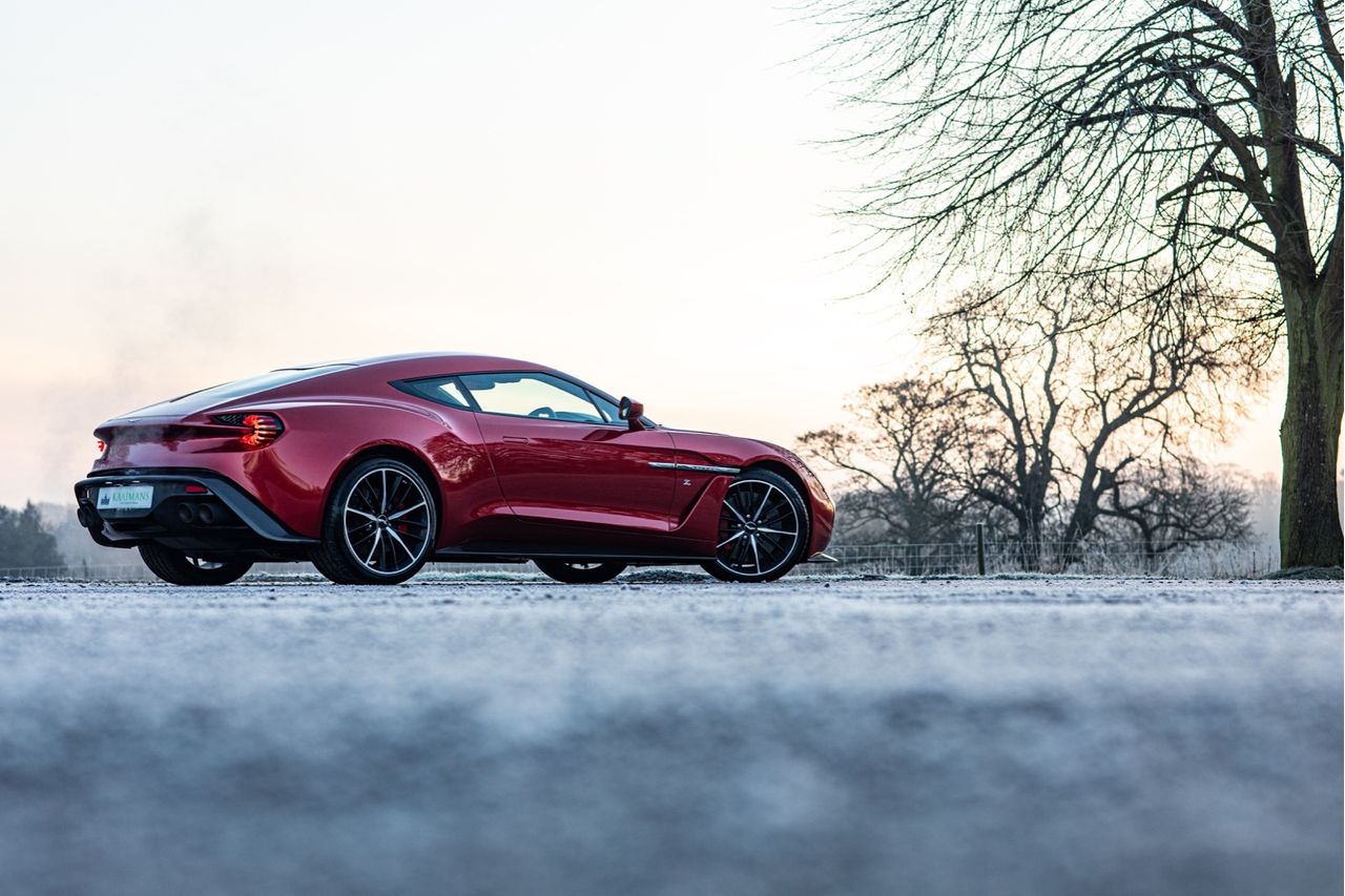 2017 Aston Martin Vanquish Zagato Coupe, 2/20
