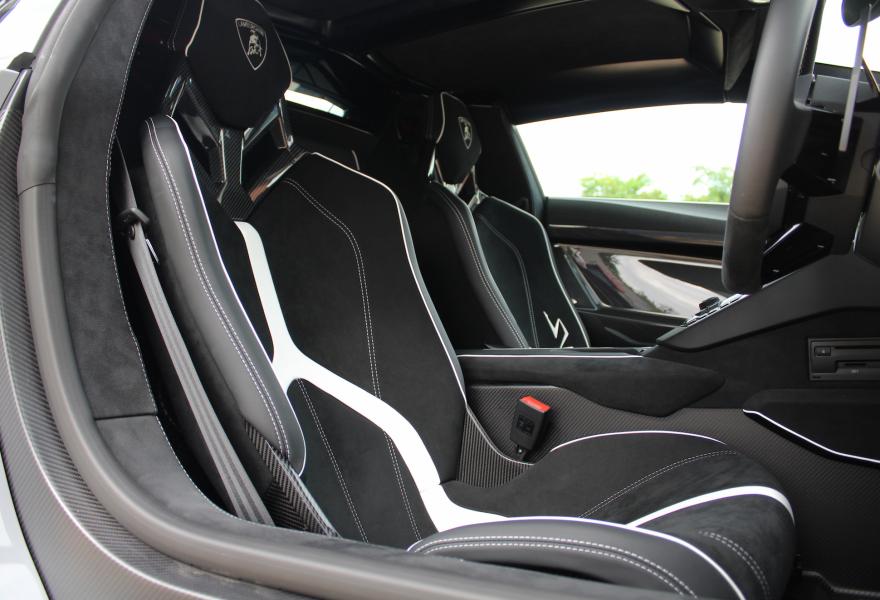 2017 Lamborghini Aventador LP750-4 SV Roadster, 7/20