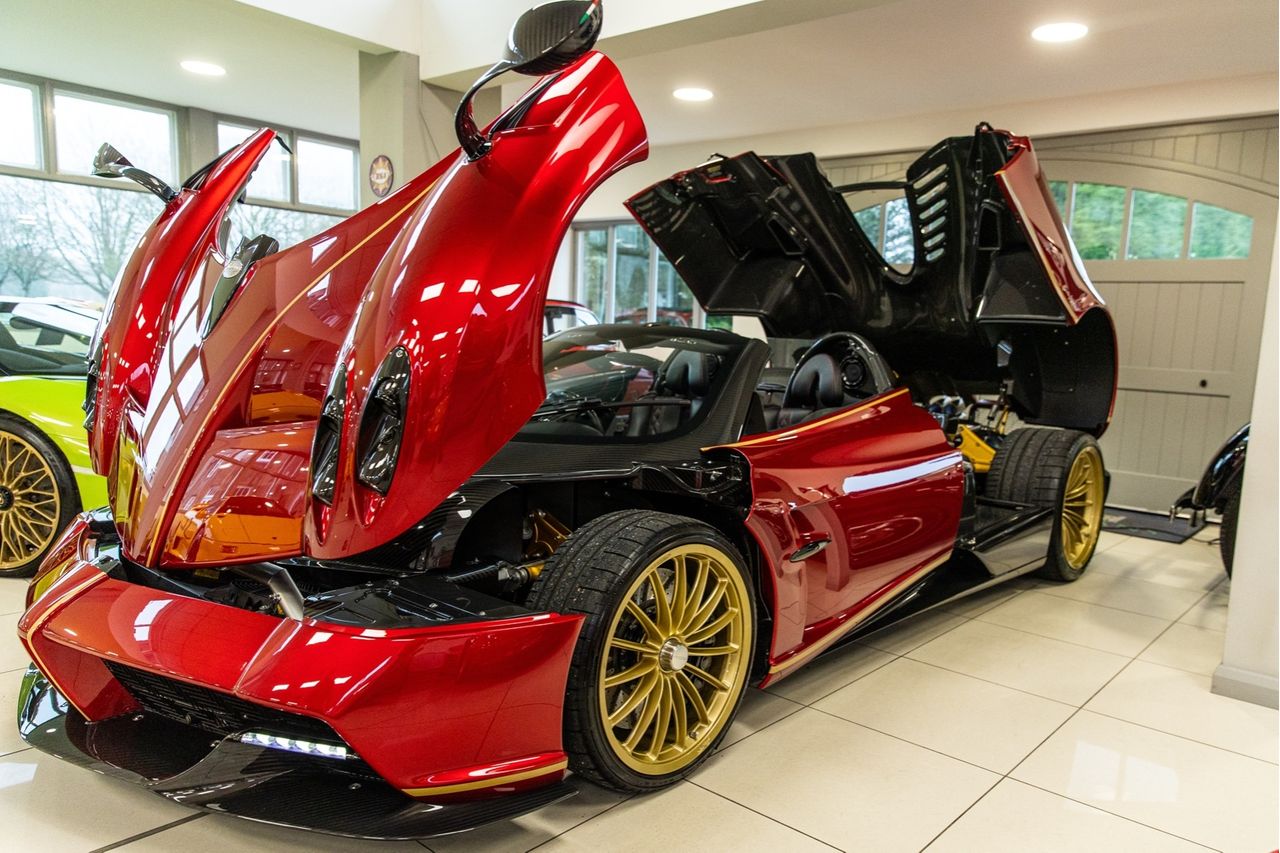 2019 Pagani Huayra Roadster, 4/19