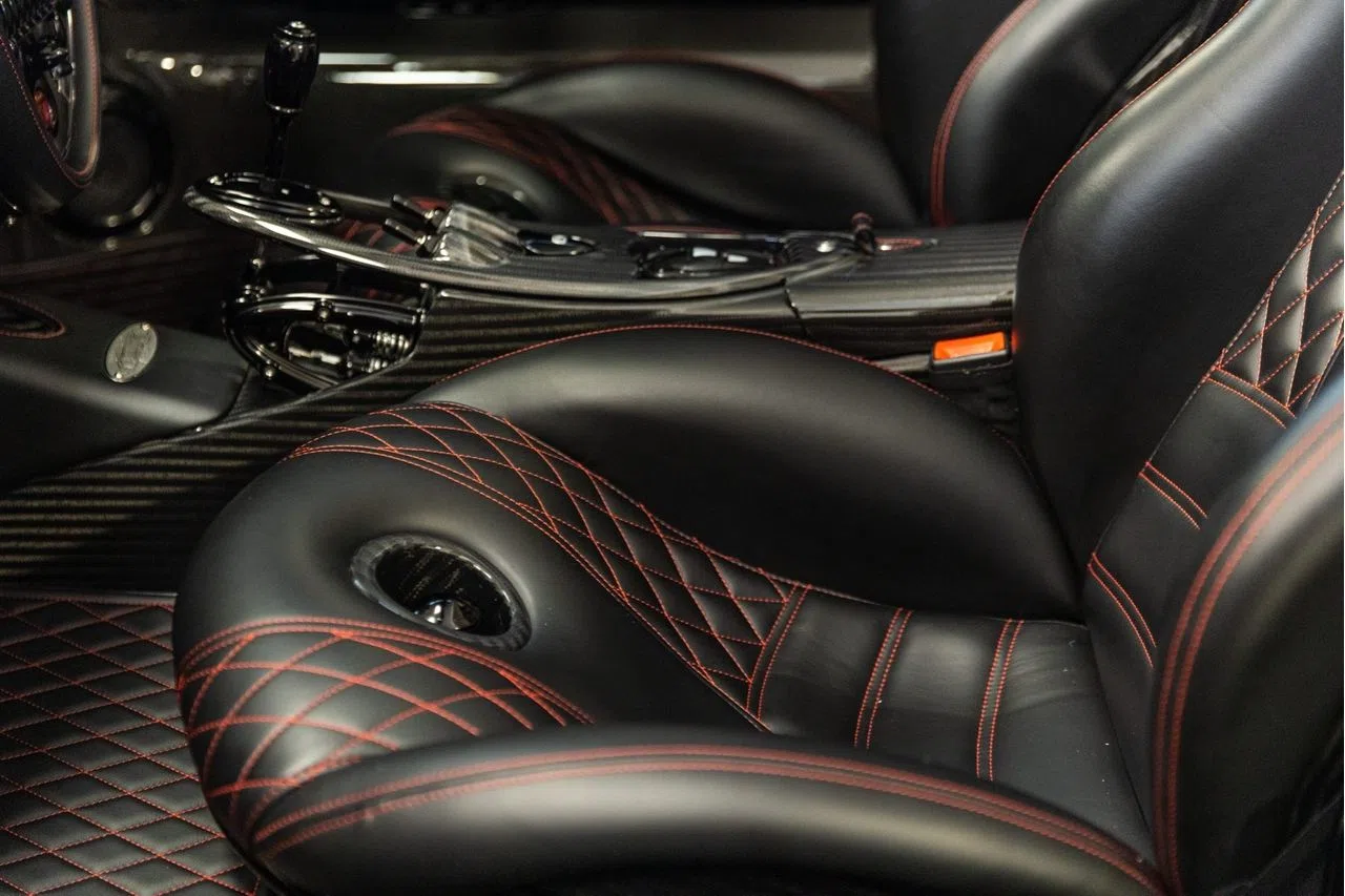 2019 Pagani Huayra Roadster interior, seats