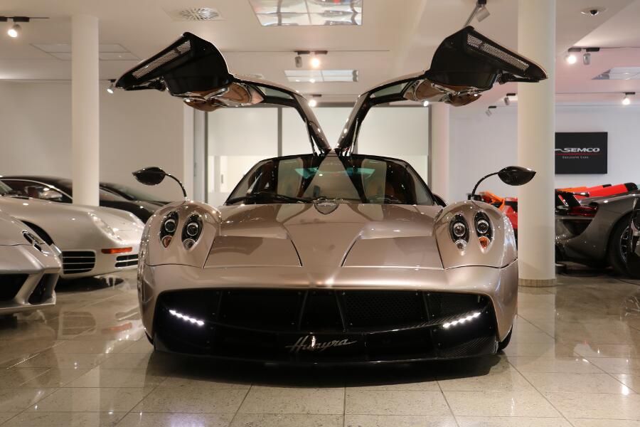PAGANI HUAYRA, 2/20
