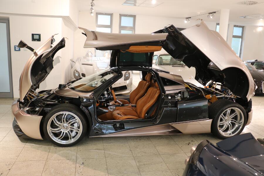 PAGANI HUAYRA, 4/20