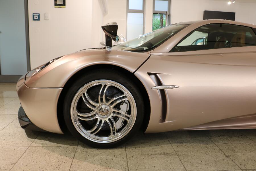 PAGANI HUAYRA, 7/20