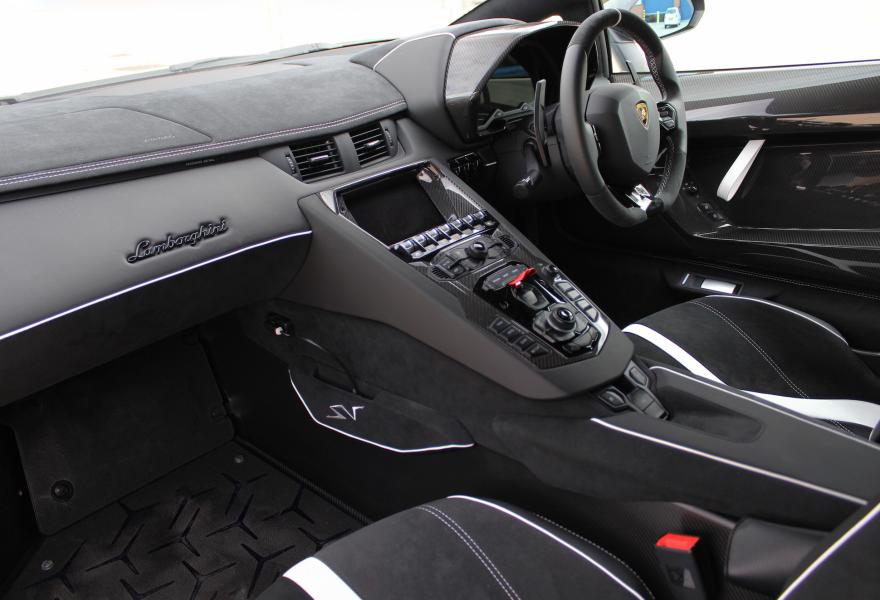 2017 Lamborghini Aventador LP750-4 SV Roadster, 4/20