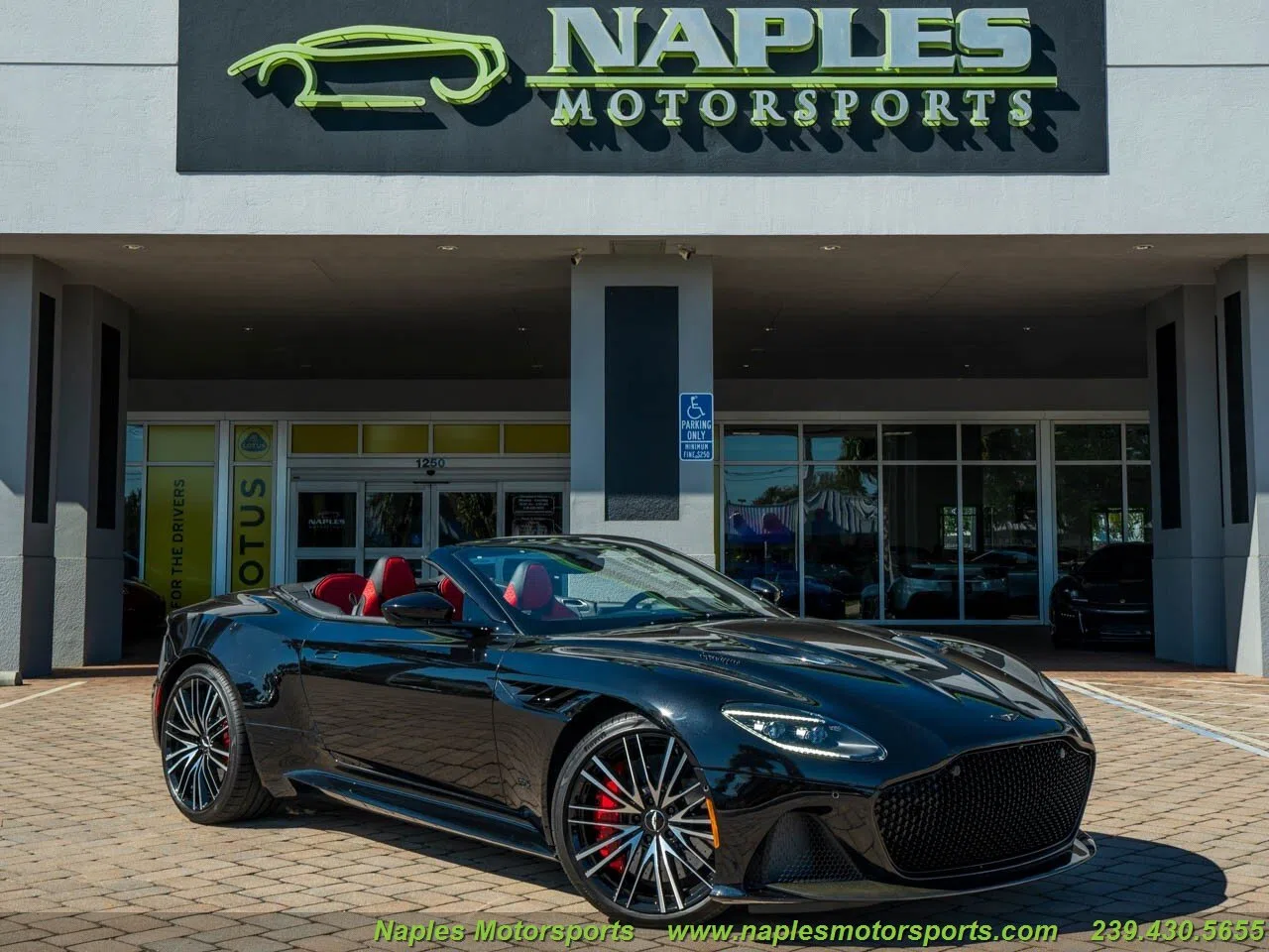 2021 Aston Martin DBS Superleggera for sale, photo 21 of 27