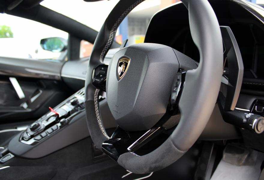 2017 Lamborghini Aventador LP750-4 SV Roadster, 13/20