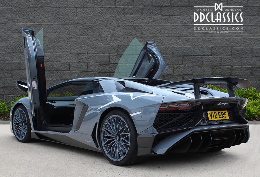 2017 Lamborghini Aventador LP750-4 SV Roadster, 16/20