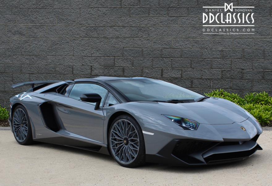2017 Lamborghini Aventador LP750-4 SV Roadster, 18/20