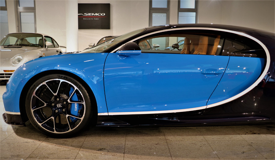 2017 BUGATTI CHIRON NEW ATLANTIC BLUE METALLIC, 6/13