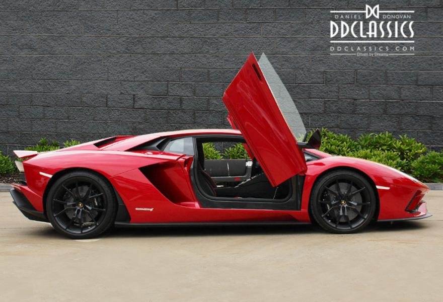 2017 Lamborghini Aventador S Coupe