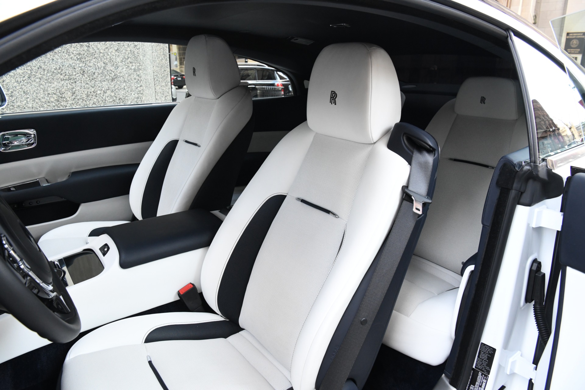 2020 ROLLS-ROYCE WRAITH, 6/33