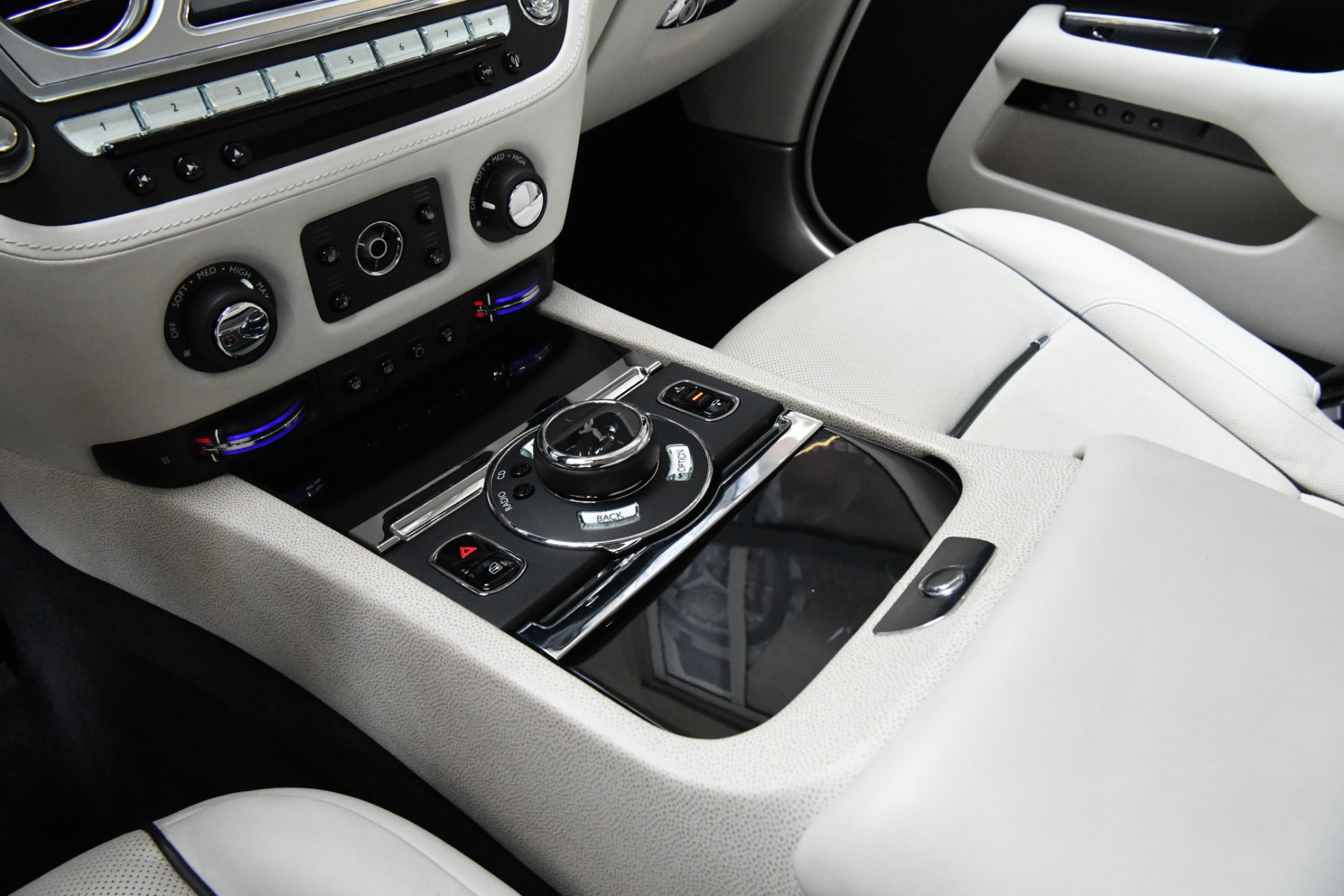 2016 ROLLS-ROYCE WRAITH, 8/10