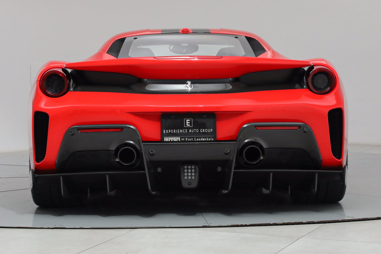 2019 Ferrari 488 Pista, 6/10
