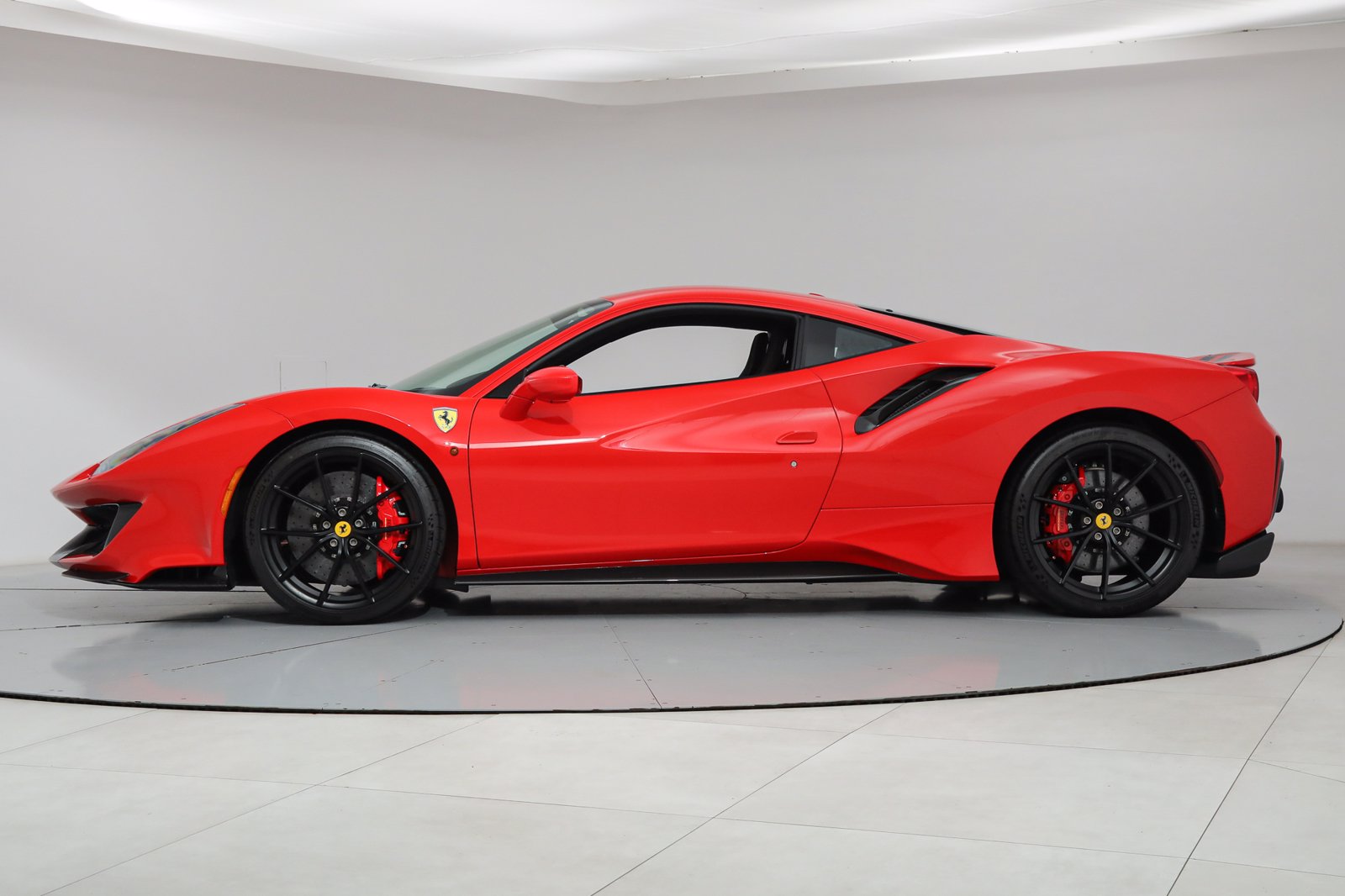 2019 Ferrari 488 Pista, 8/10