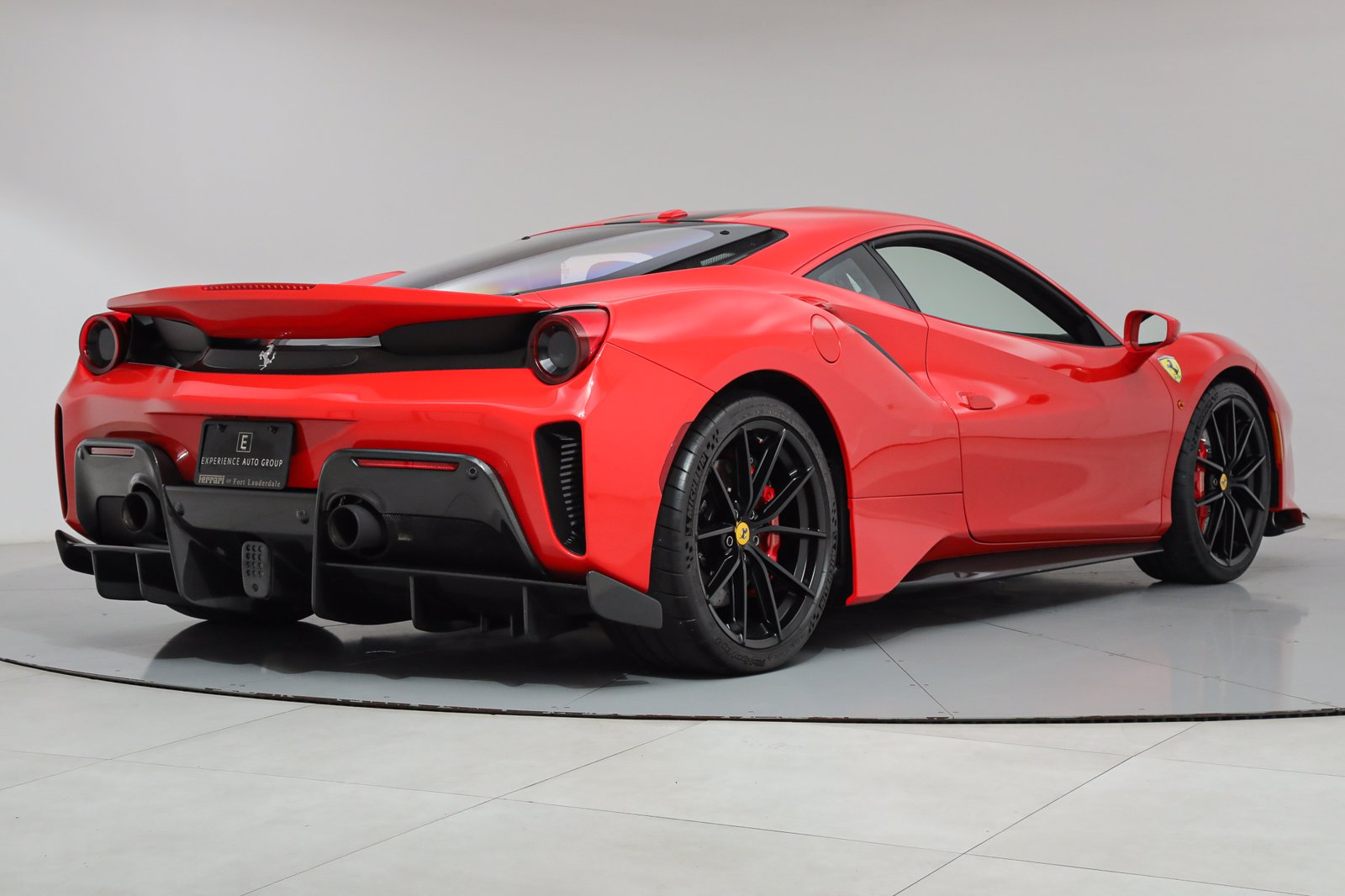 2019 Ferrari 488 Pista, 9/10