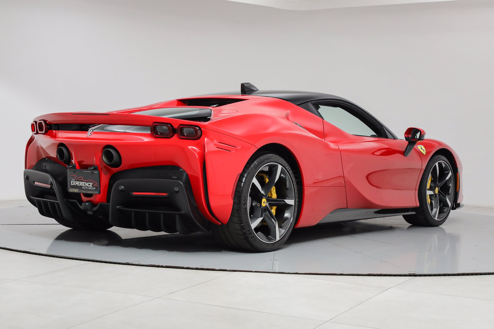2021 Ferrari SF90 Stradale, 2/20