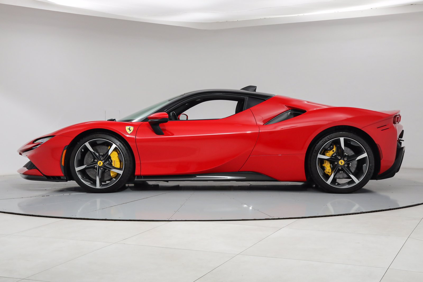 2021 Ferrari SF90 Stradale, 19/20