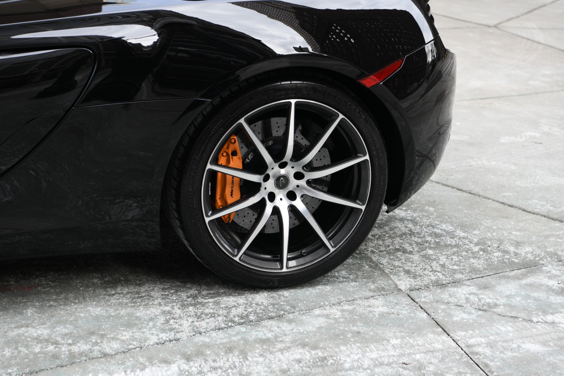2015 MCLAREN 650S SPIDER, 6/15