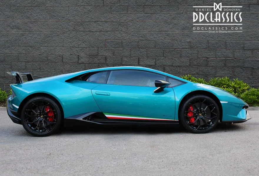 2018 Lamborghini Huracán Performante for sale, exterior