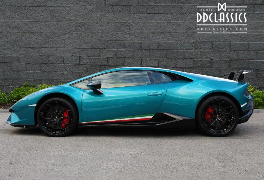 2018 Lamborghini Huracán Performante for sale, exterior