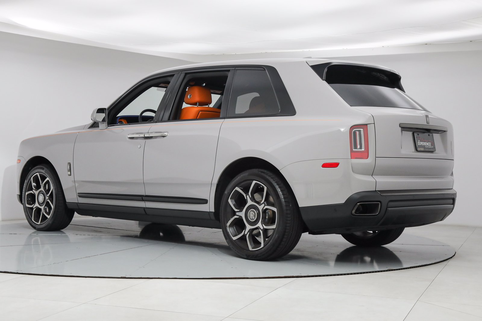 2022 ROLLS-ROYCE CULLINAN BLACK BADGE, 2/20