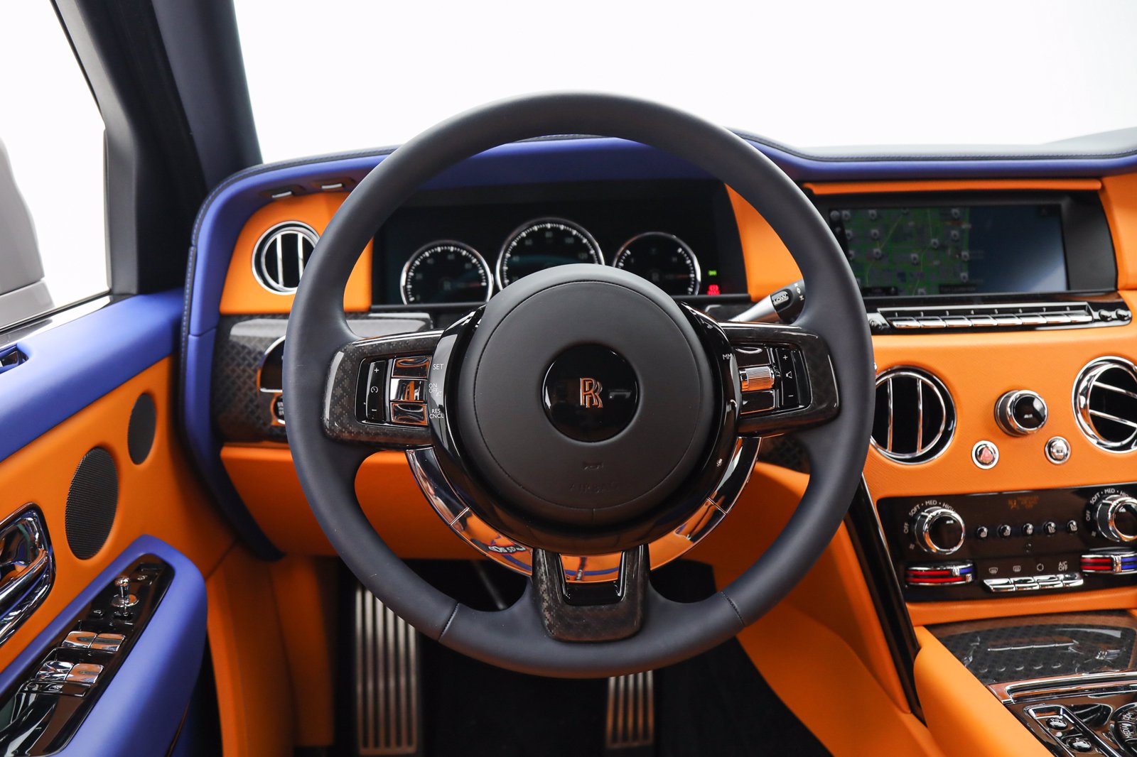 2022 ROLLS-ROYCE CULLINAN BLACK BADGE, 8/20