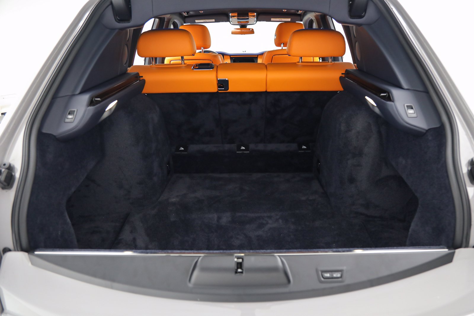 2022 ROLLS-ROYCE CULLINAN BLACK BADGE, 15/20